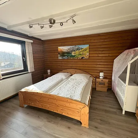 Haus 44 Feldblick 1 Oben * Arrach